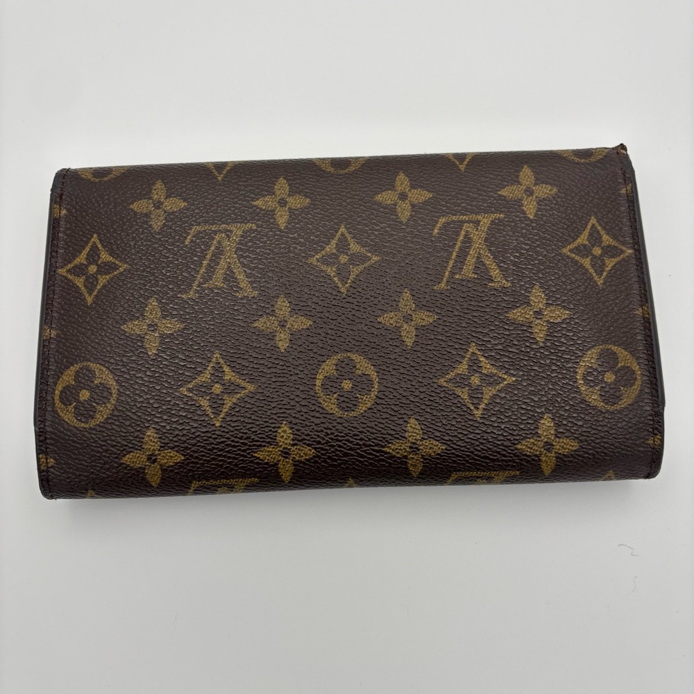 Louis‎ Vuitton Monogram Wallet - Picture 3 of 9